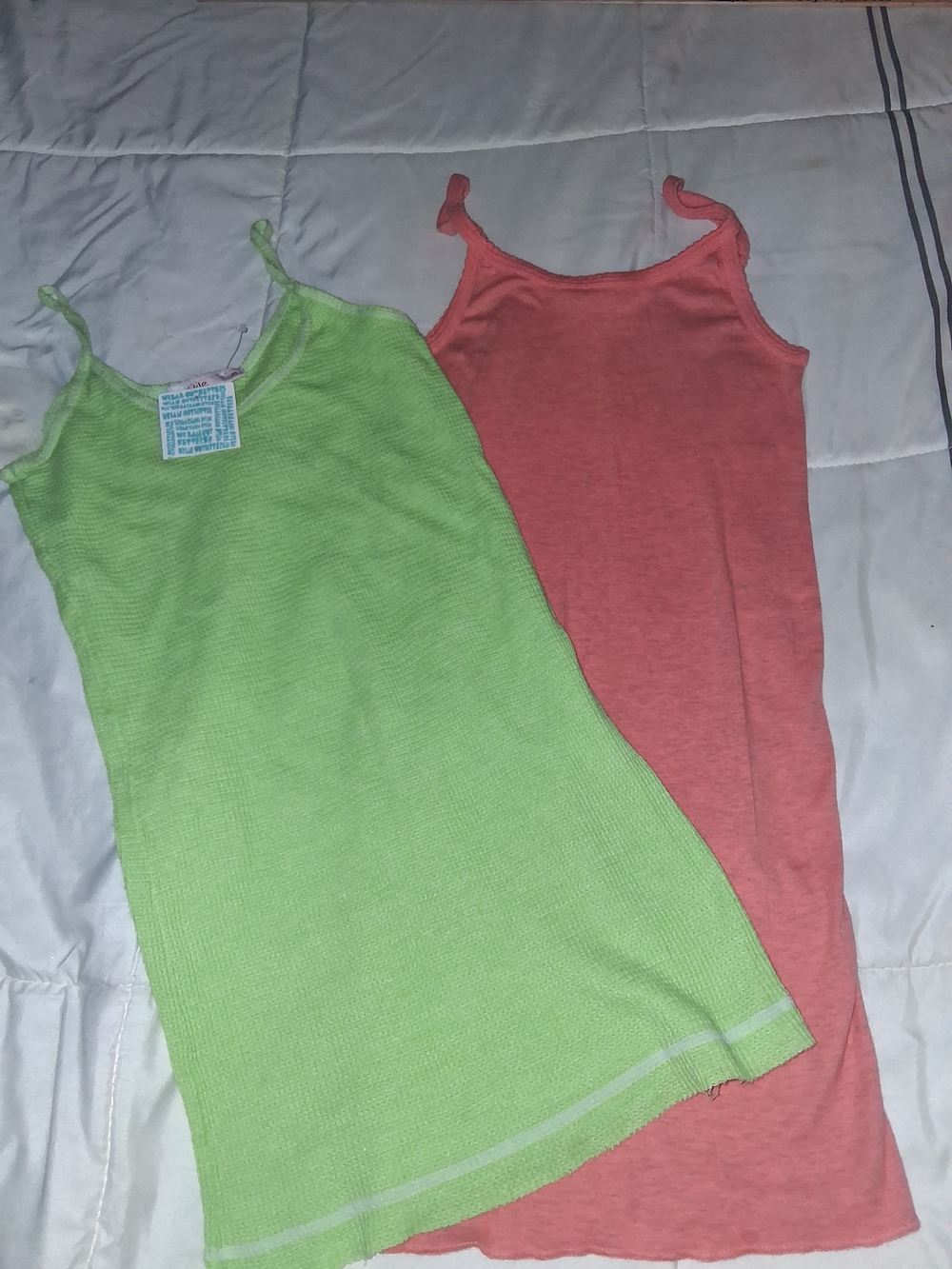Sparkle Tank Tops Tag Size Med.